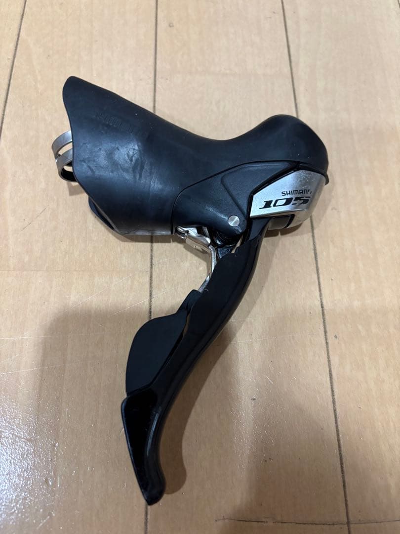 Shimano 105 (FD5700)シフター　ディレイラーセット