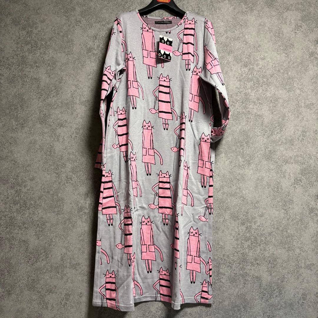 新品 マタノアツコ ニューヨークのねこ柄ワンピース・ルームウェア「M