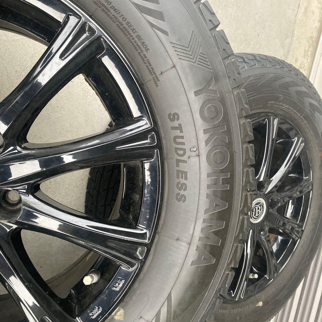 215/70/R16 ヨコハマ　 スタッドレスタイヤ4本 ホイール付き