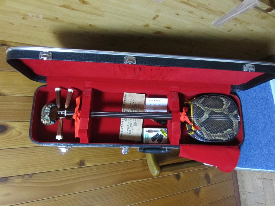 三線工房ひかり 沖縄三線 蛇皮強化二重張り ハードケース付き 中古整備品 7