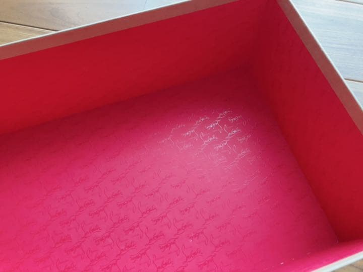 インクラ　Christian Louboutin ルブタン　ボディバッグ