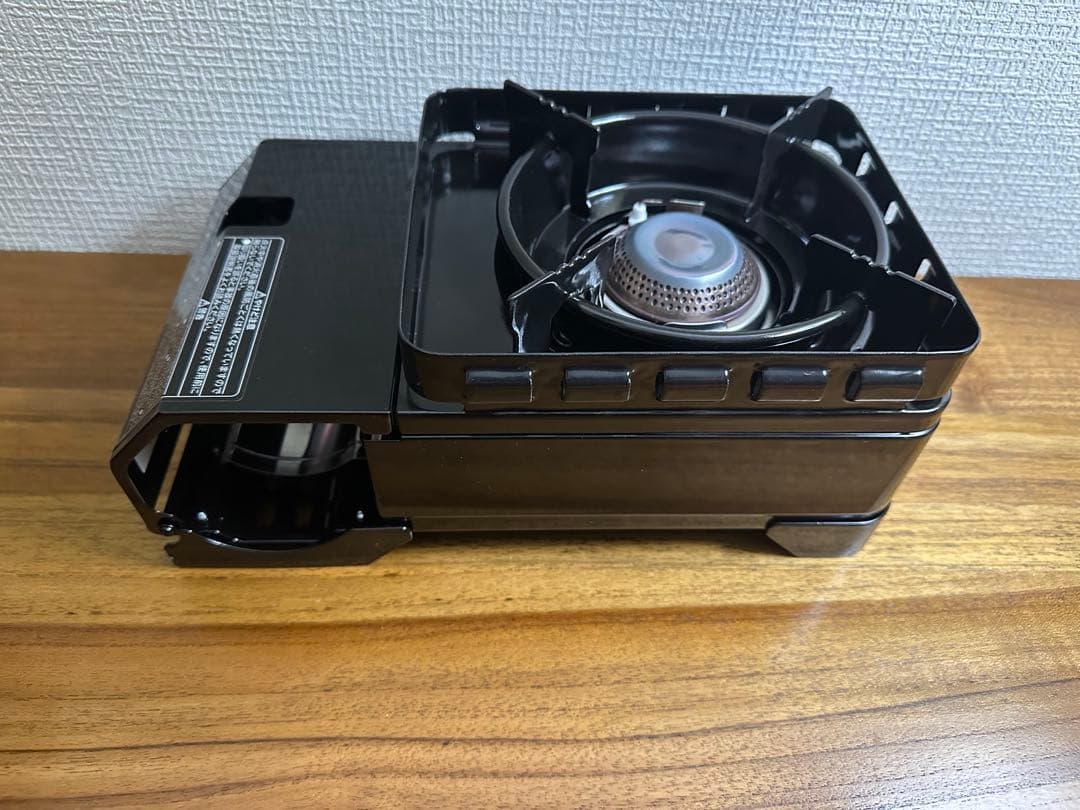 岩谷産業 カセットガス アウトドアヒーター CB-0D1 グリーン イワタニ