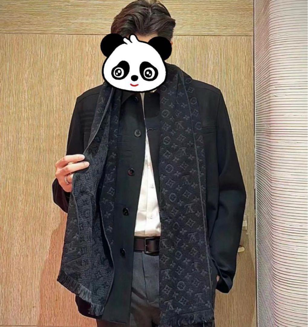 新品箱紙袋付❗️LVロゴマフラー✨ヴィトンマフラー❗️ヴィトン　マフラー　メンズ