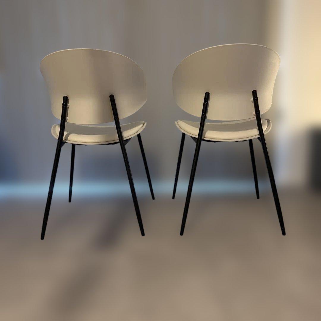 ダイニング　チェア　椅子　白　黒　モダン