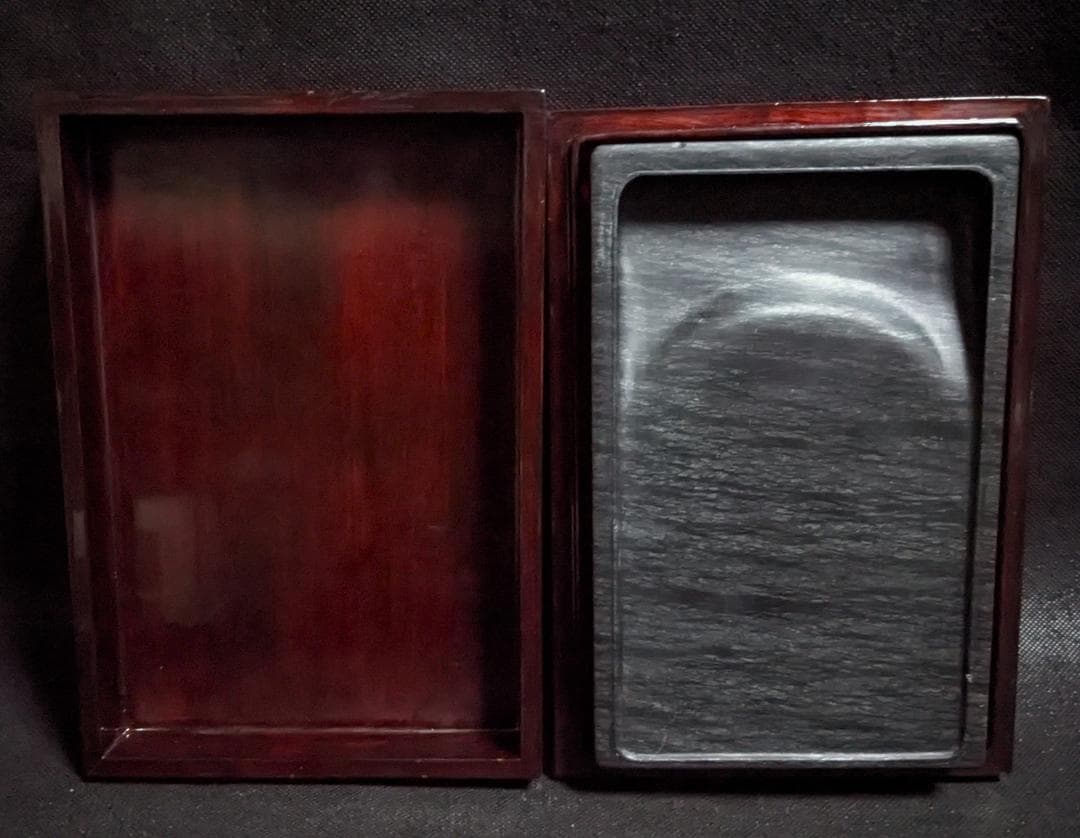 【歙州硯】◆水波眉子紋・銀華紋・銀線の蒼黒美石◆唐木箱◆約八吋の歙硯◆龍尾山