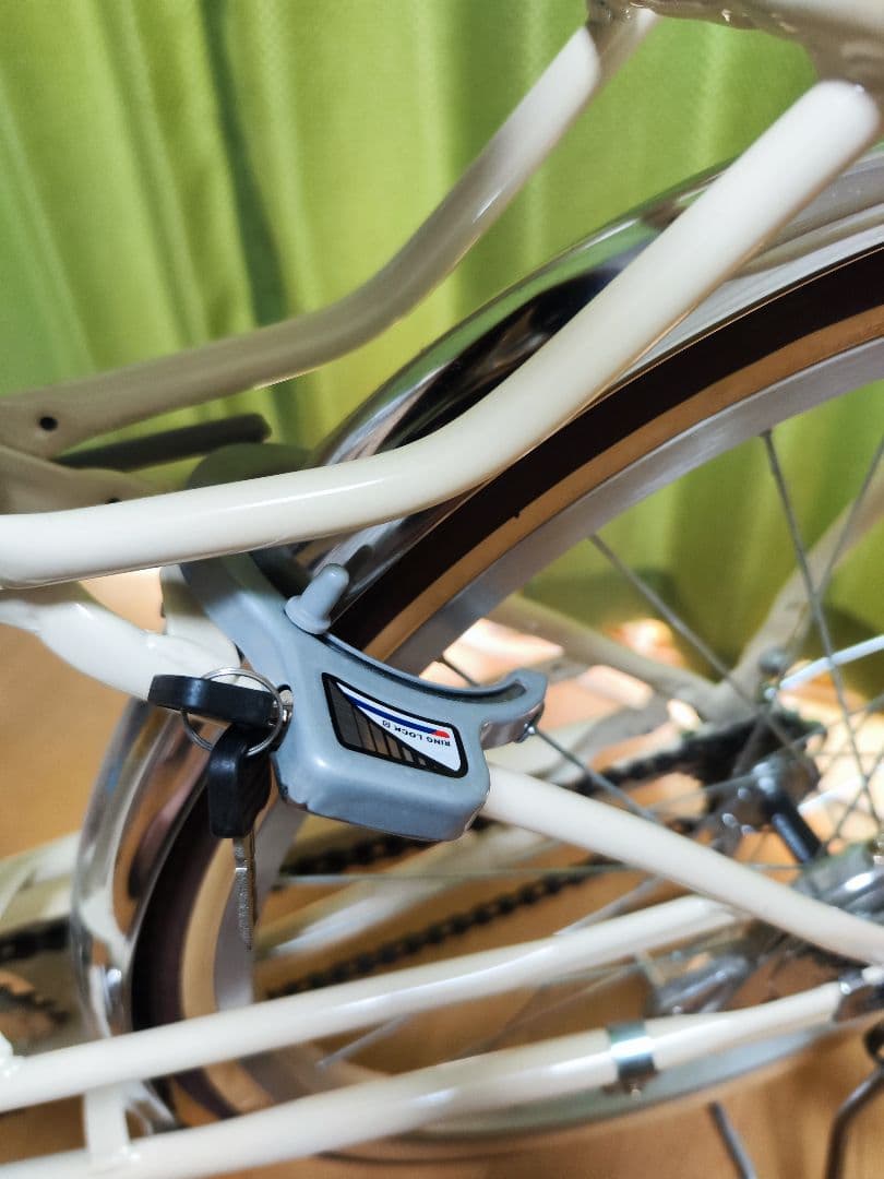 MAーJIN　asahi 子供用自転車　22インチ　 ホワイト 前カゴ付き