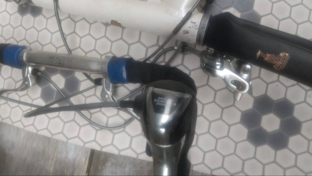 Raleigh ラレー 20インチアルミフレーム