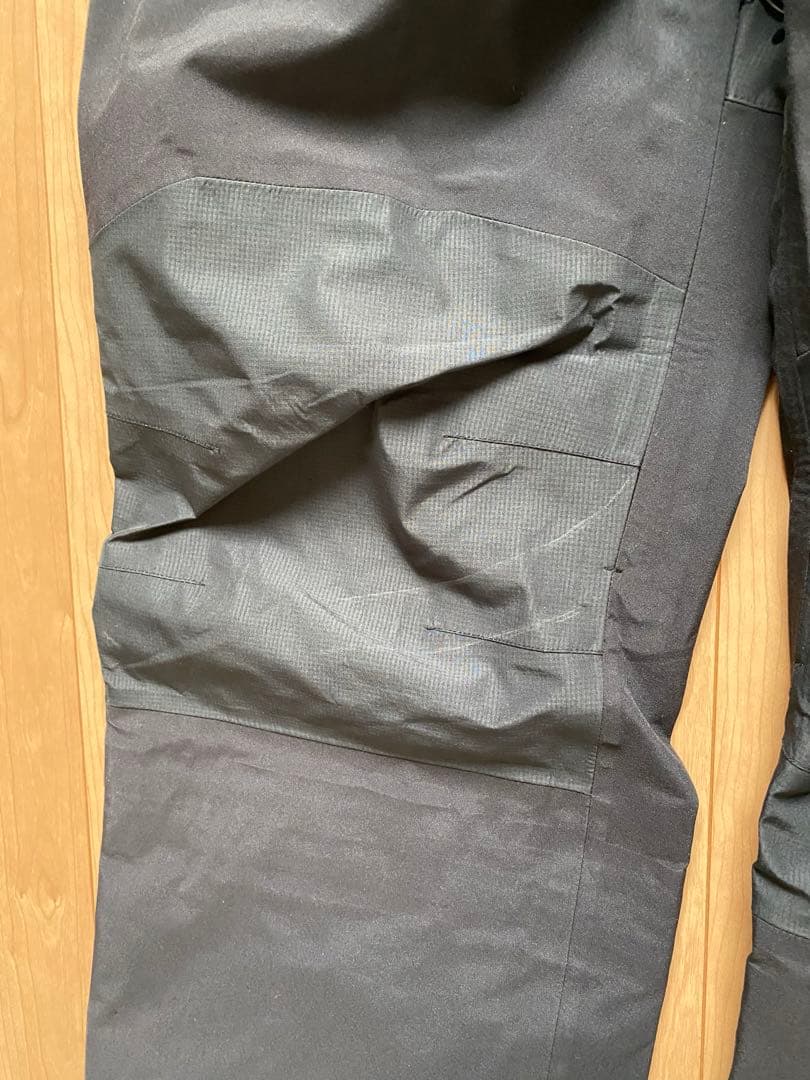 AAスノボーウェアー上下