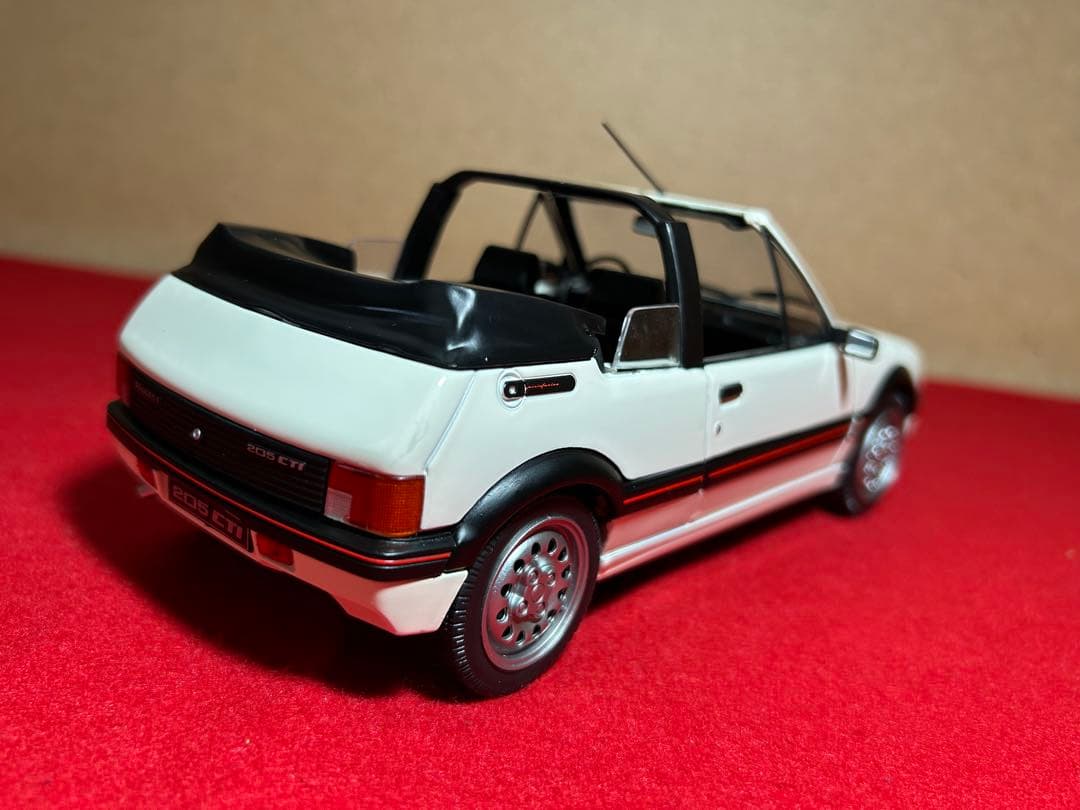 超レア】 1/18 プジョー 205CTI - メルカリ 【超レア】 1/18 プジョー