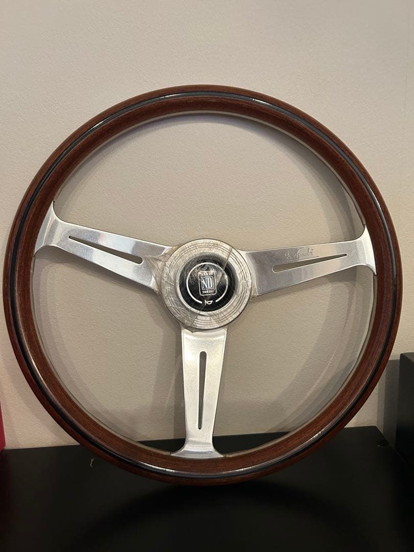 E. Nardi ステアリングホイール BC 1473 E. Nardi ステアリングホイール BC 1473 FET｜NARDI｜CLASSIC :: LEATHER