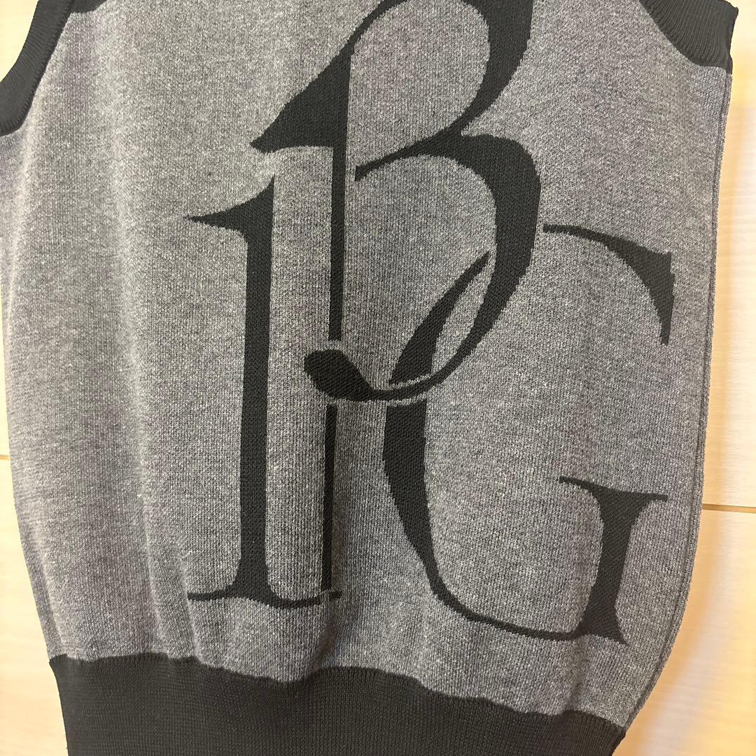 美品／ ニットベスト Mサイズ