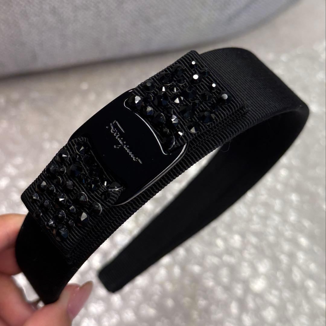 【美品】フェラガモ カチューシャ リボン ビジュー 黒 Ferragamo