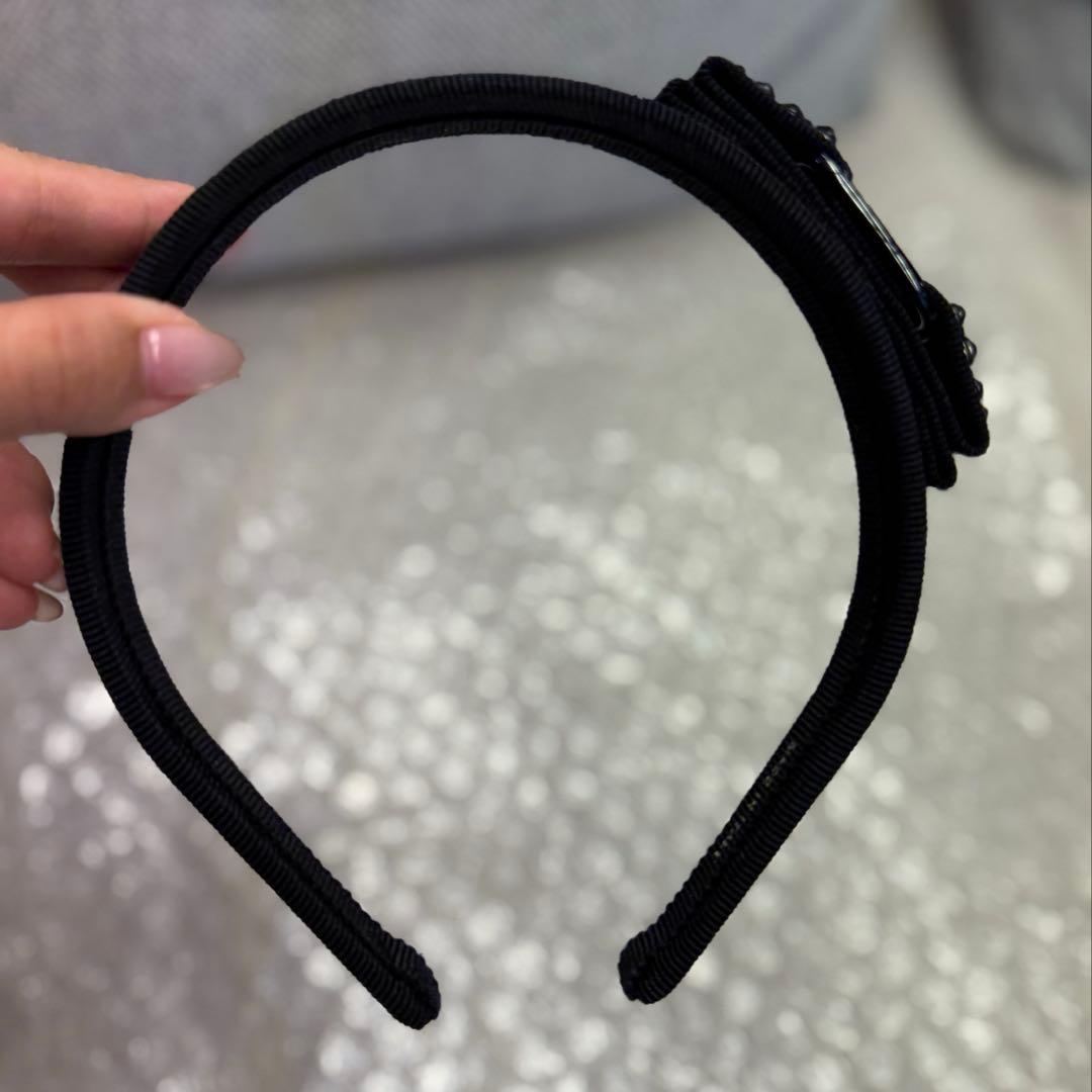 【美品】フェラガモ カチューシャ リボン ビジュー 黒 Ferragamo