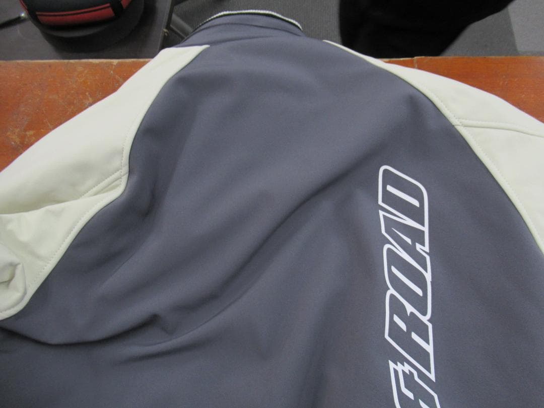 ラフ＆ロード　ラフウインターパーカー　ガンメタ　M