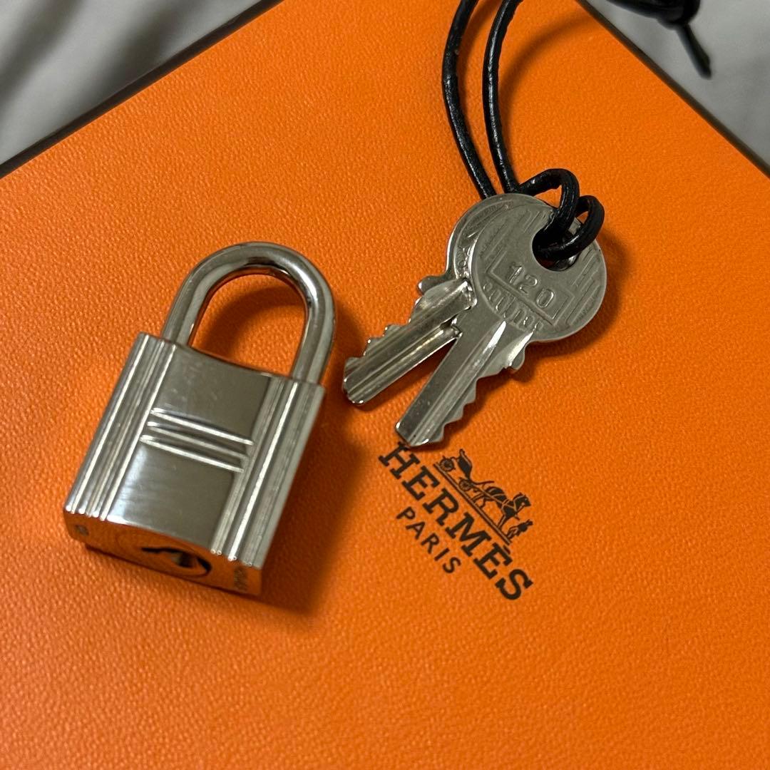 正規品 HERMES エルメス カデナ 南京錠 鍵