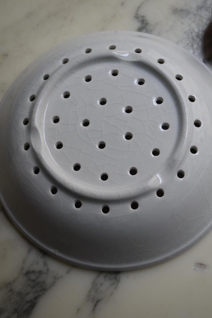 Keme　超美品　白釉　水切り皿　フランスアンティーク