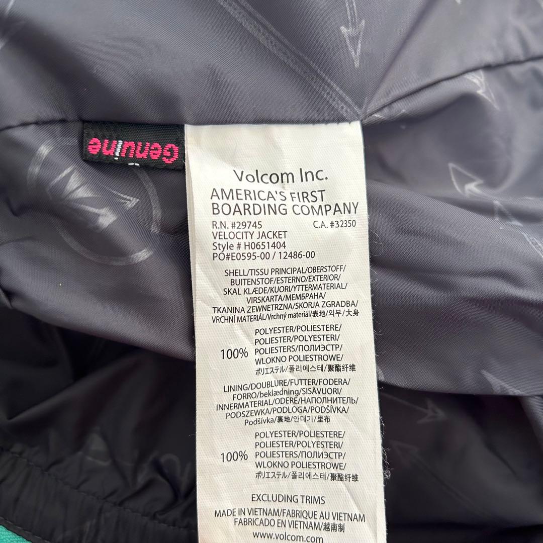 美品　ボルコム　レディース　スノーボードスキースノボウェア　パスケース付　M