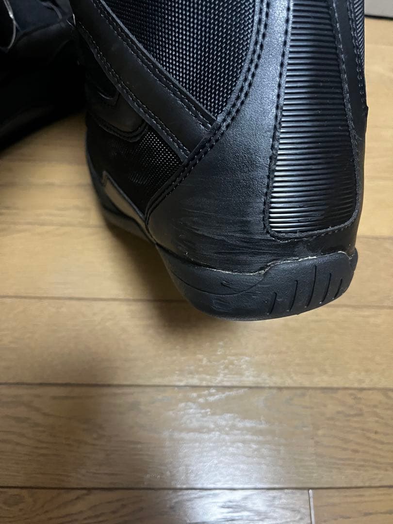 LASTARTS ブラック スノーボードブーツ