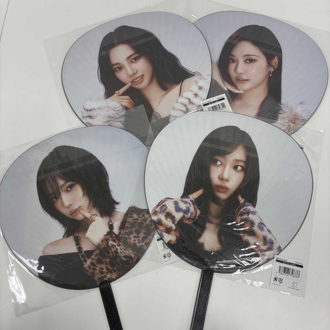 aespa うちわ4点セット SYNK aeXIS JAPAN公式グッズ まとめ - メルカリ