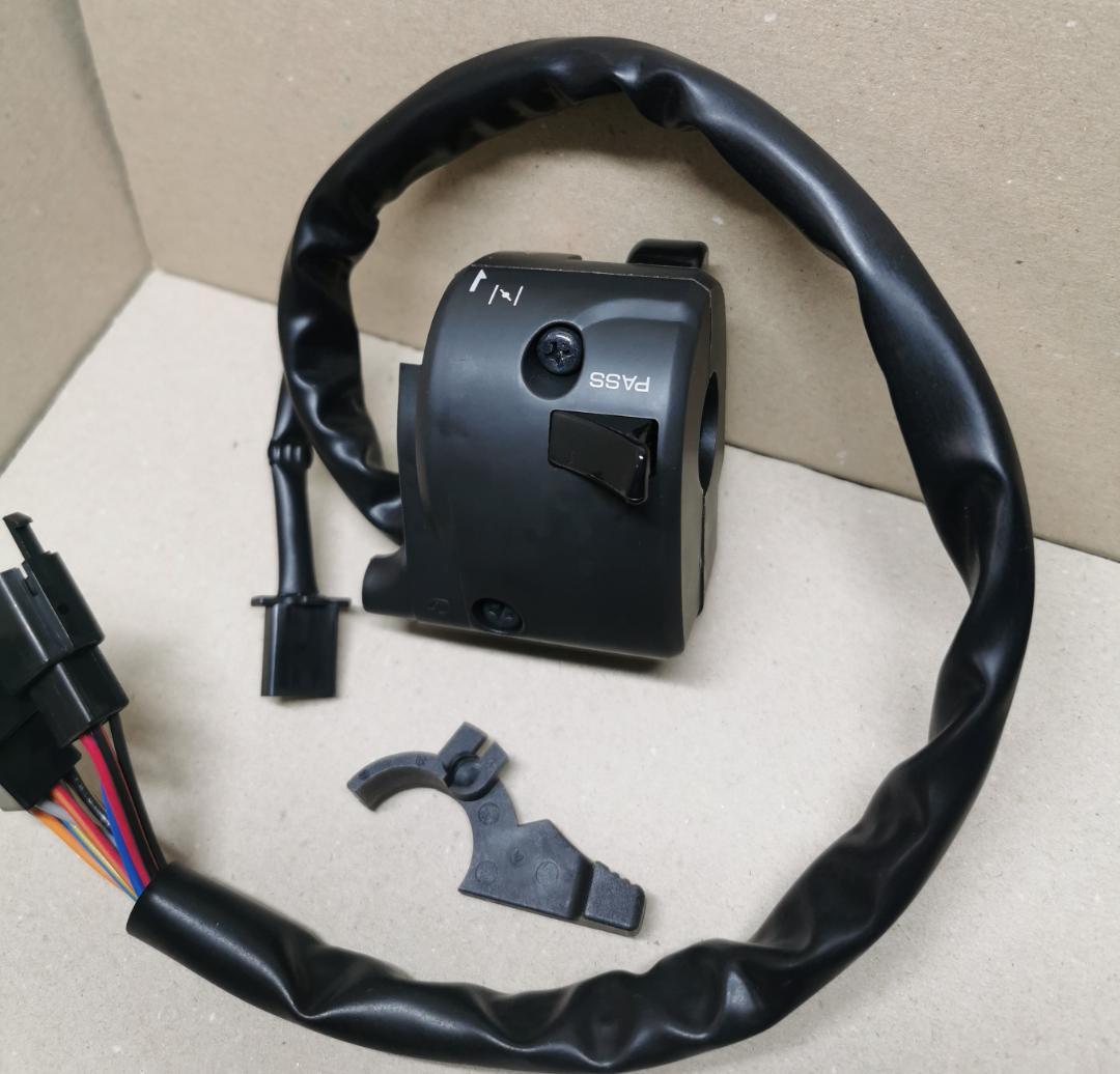 *新品*ゼファー400χ(1996～1998年式)用　純正左スイッチ(チョーク付