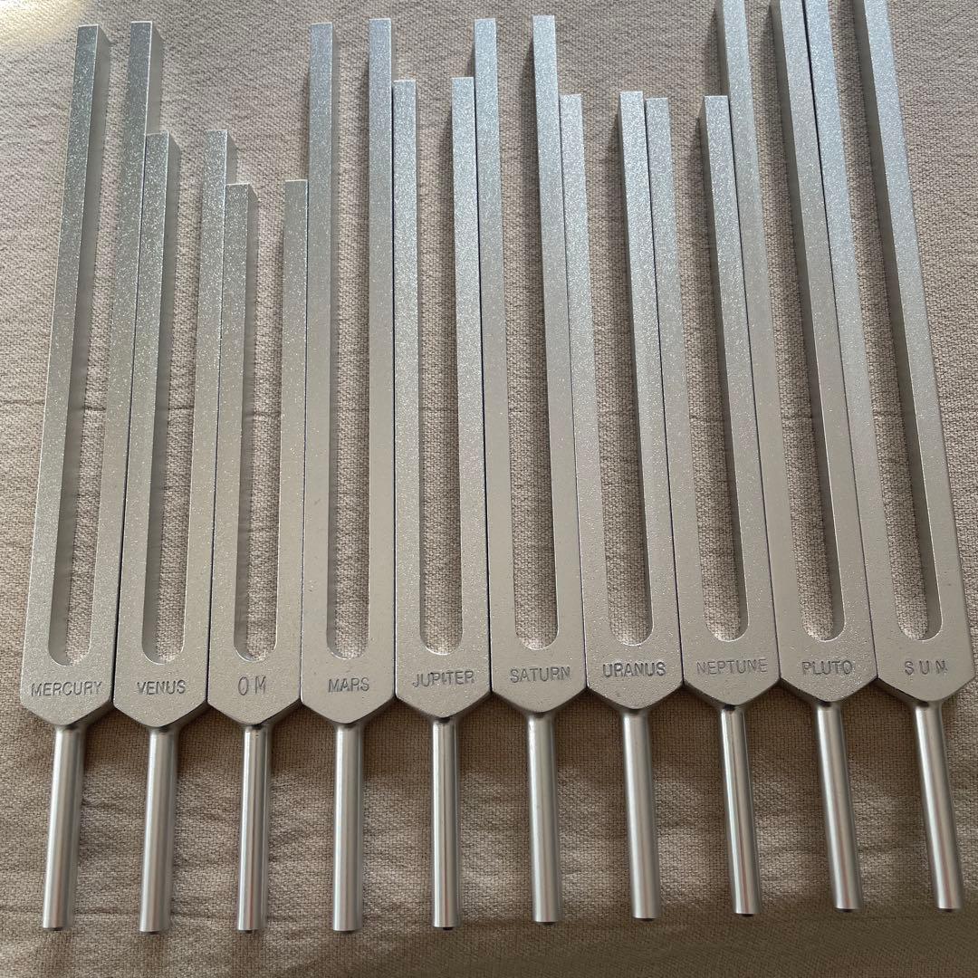 惑星音叉チューナー　 14本ミドルフォーク