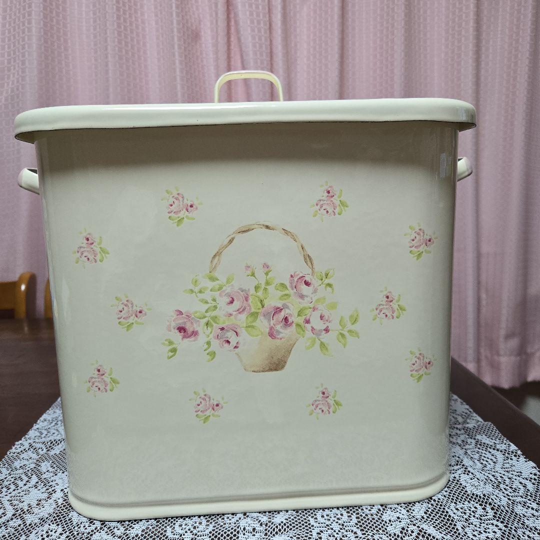 イマン　ホーロー缶