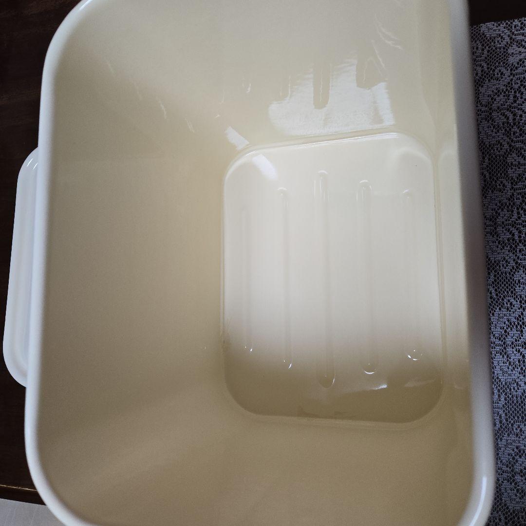 イマン　ホーロー缶