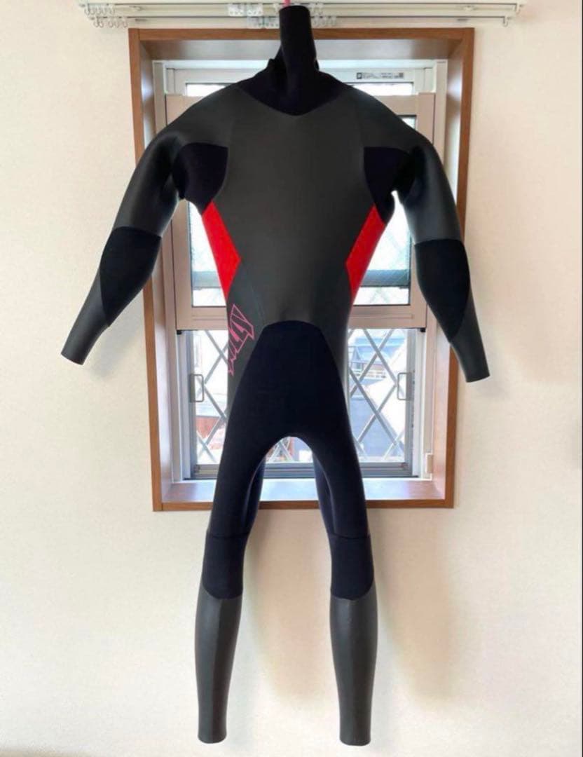 いちご様専用】HOLLY セミドライウェットスーツ ネックエントリー