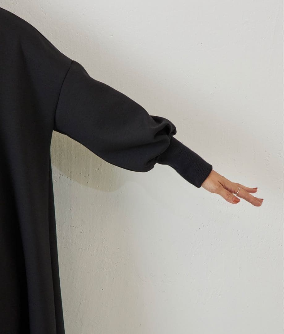 ビアズリー beardsley 袖パフダンボールワンピース