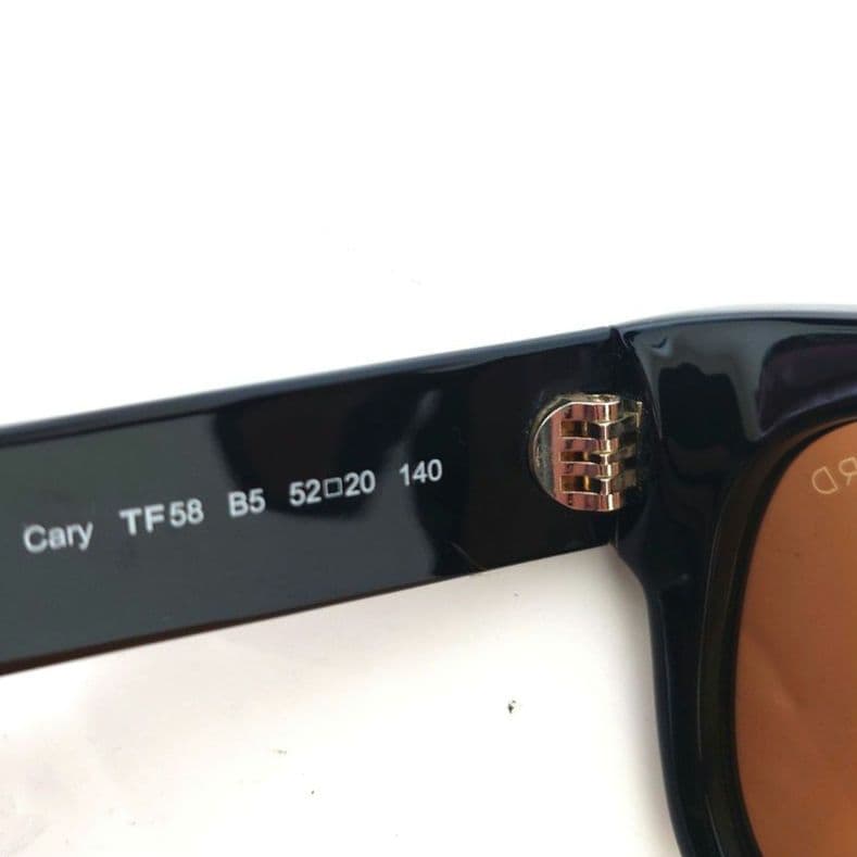 ✨美品✨トムフォード サングラス メンズCary TF58 B5