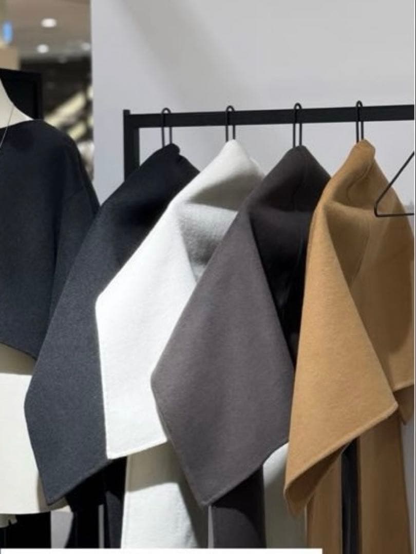 デコルテ　decollte accesary wool  stall