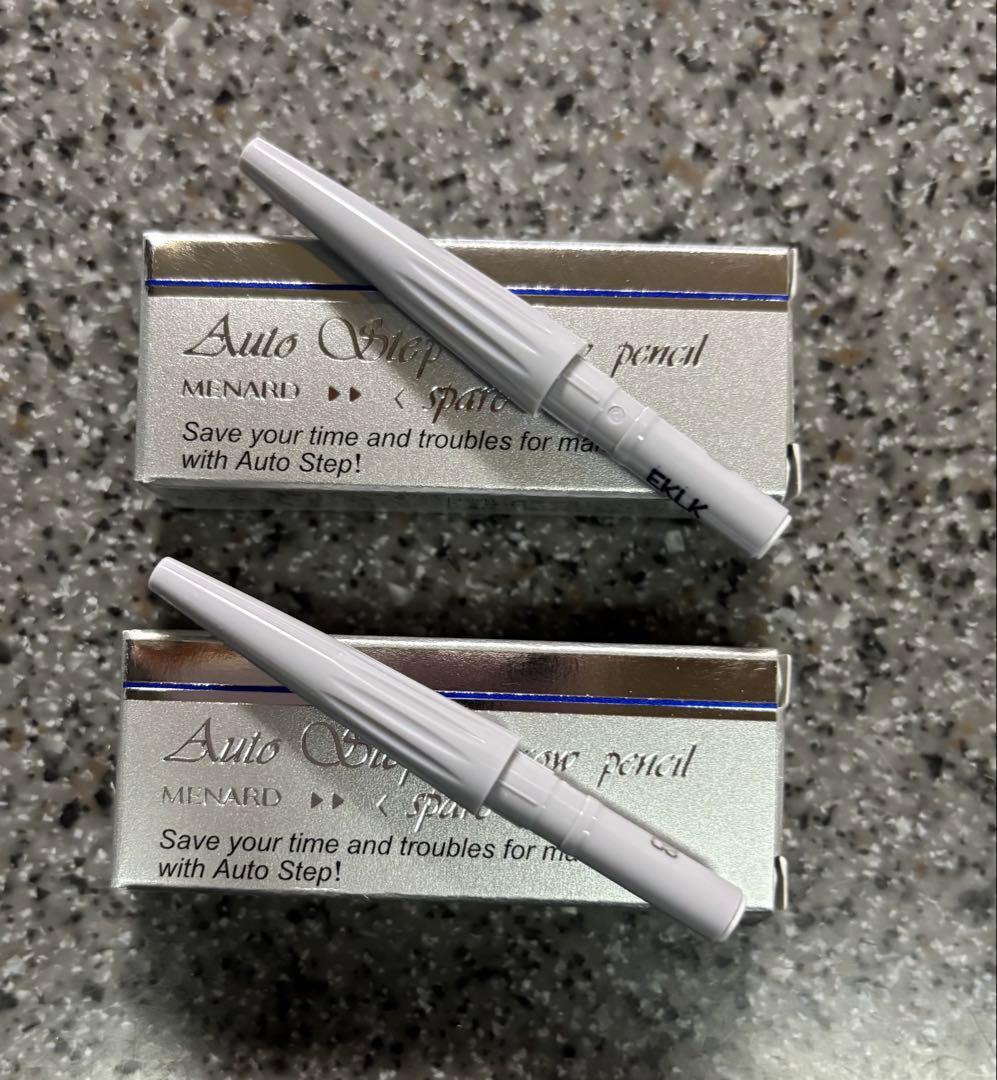 メナードオートステップアイブロウペンシル 03 替芯2本セット - メルカリ