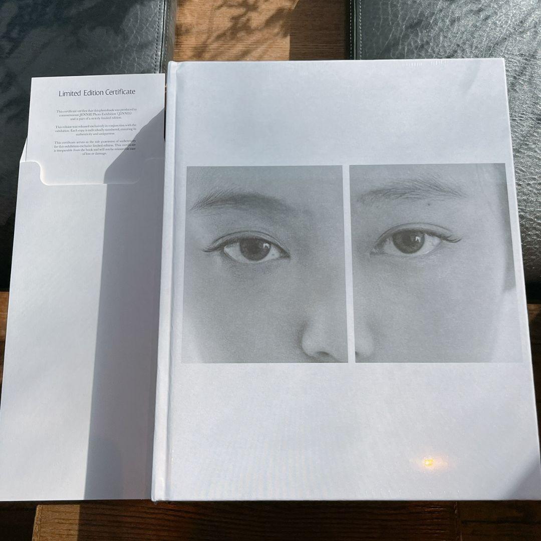 blackpink jennie ジェニ 写真展 popup フォトブック - メルカリ