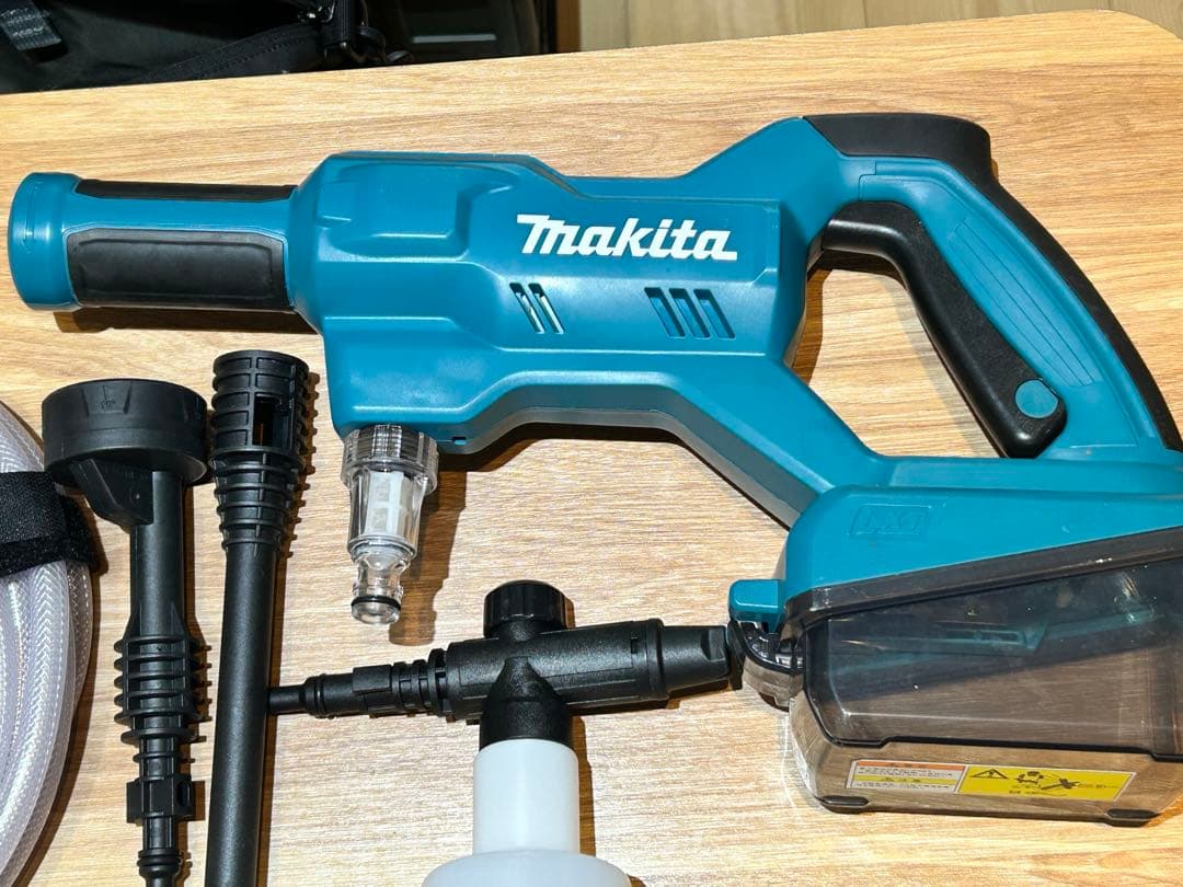 マキタ　MHW180DZ 充電式洗浄機