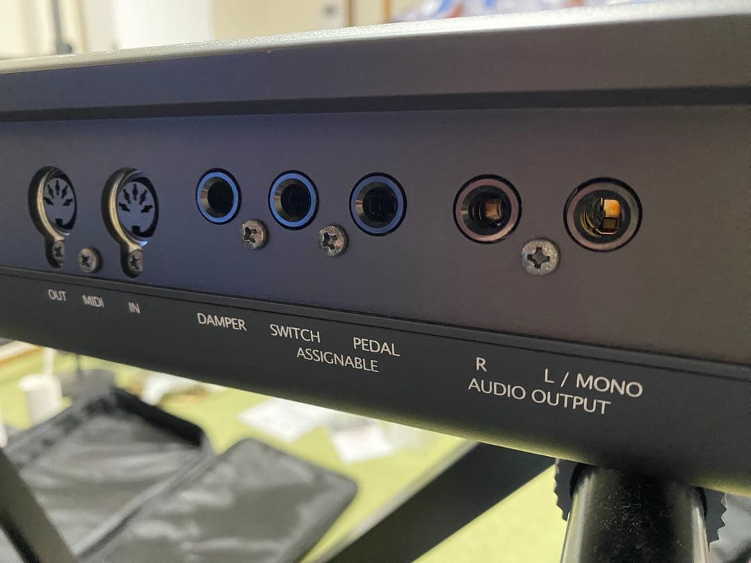 KORG KROME EX 73鍵盤 純正ケース付き