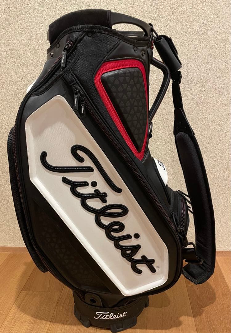 Titleist ゴルフキャディバッグ 黒/白/赤 プロツアーモデル
