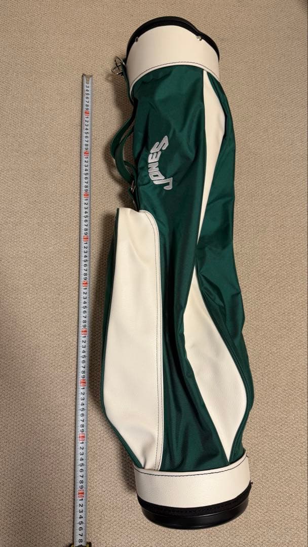 新品 JONES キャディバッグ 緑・白（ロゴ刺繍有り） 新 発売