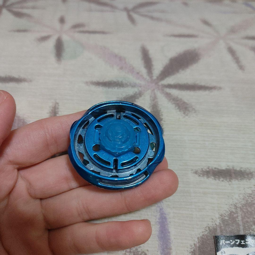 メタルファイトベイブレード バーンフェニックス ブリザードバージョン