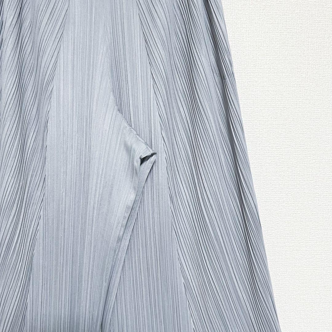 プリーツプリーズ　イッセイミヤケ　タック　ワイドパンツ　グレー　サイズ3