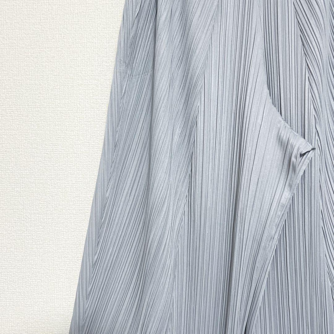 プリーツプリーズ　イッセイミヤケ　タック　ワイドパンツ　グレー　サイズ3