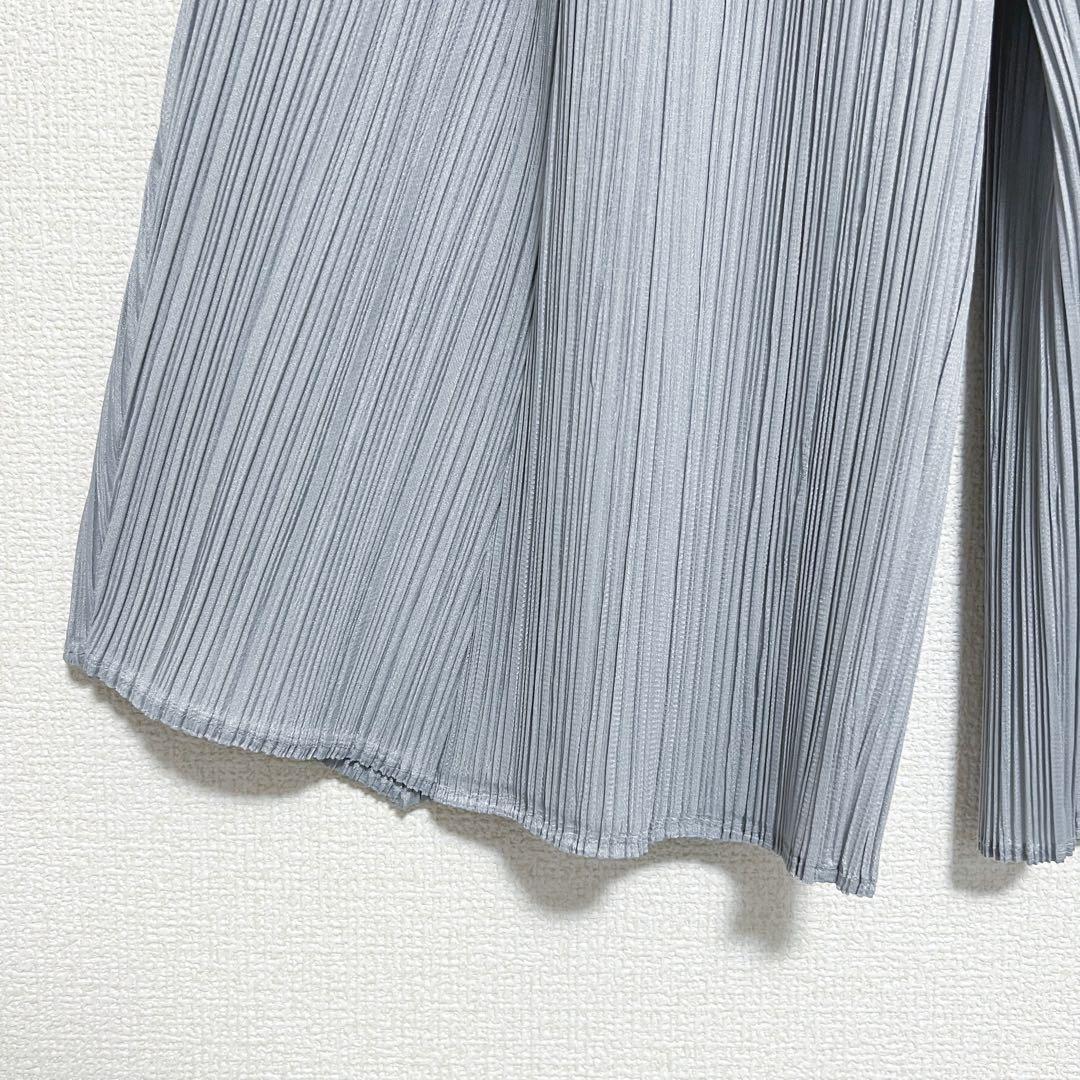 プリーツプリーズ　イッセイミヤケ　タック　ワイドパンツ　グレー　サイズ3