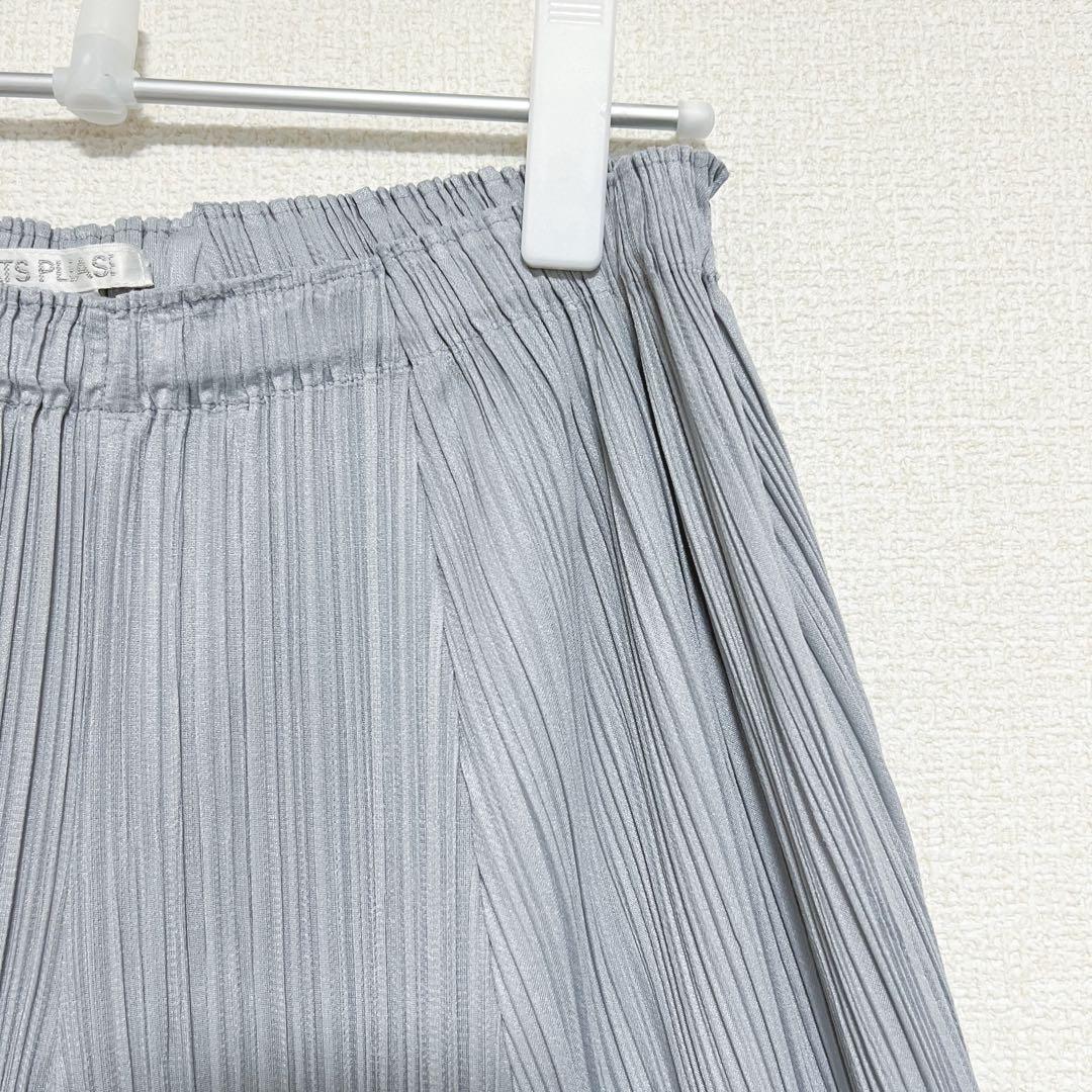 プリーツプリーズ　イッセイミヤケ　タック　ワイドパンツ　グレー　サイズ3