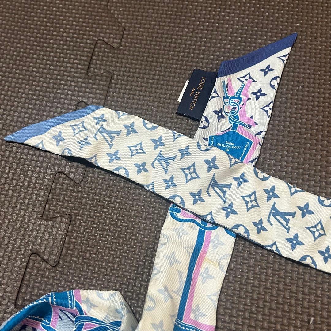 LOUIS VUITTON モノグラムスカーフ