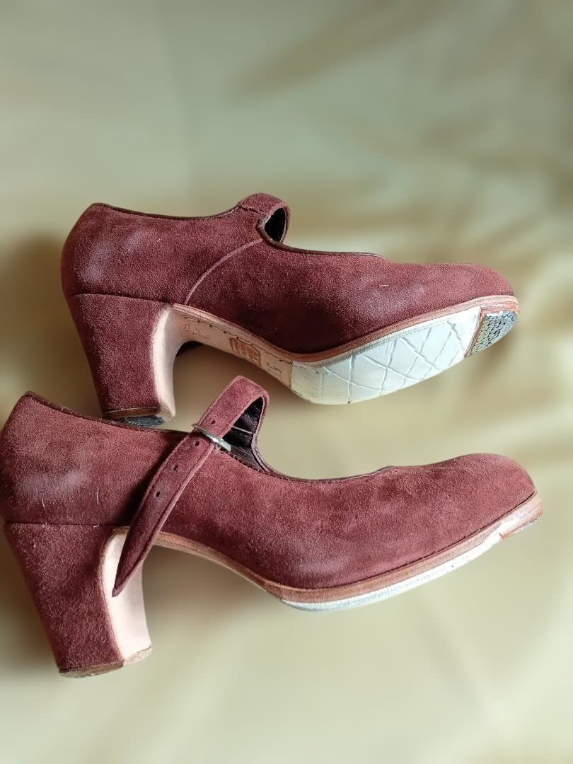 スエードフラメンコシューズ