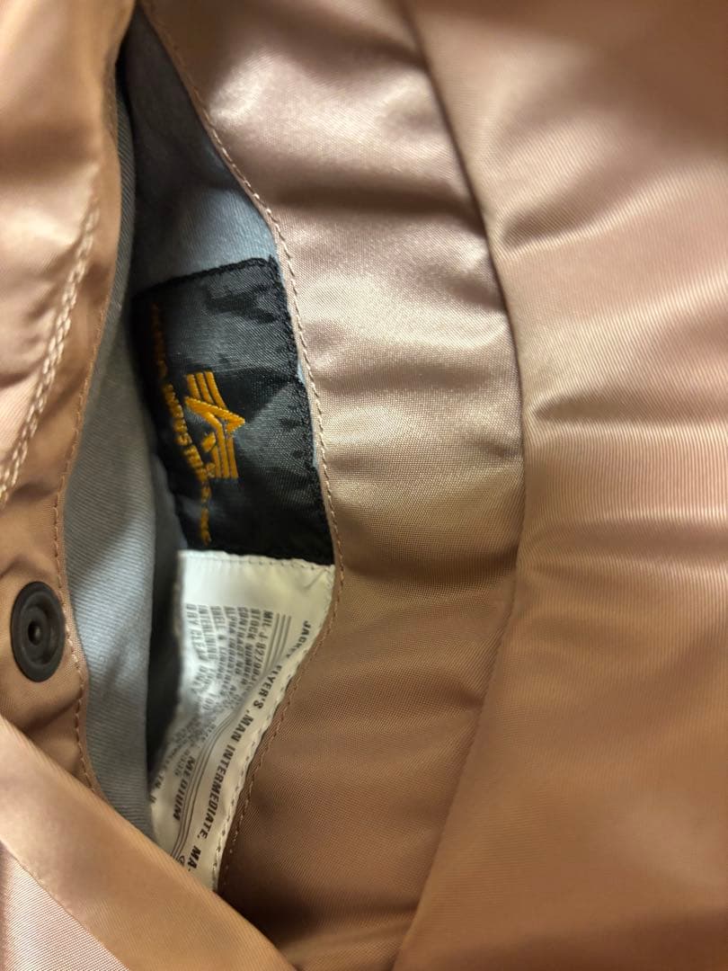 ベージュ MA-1 フライトジャケット