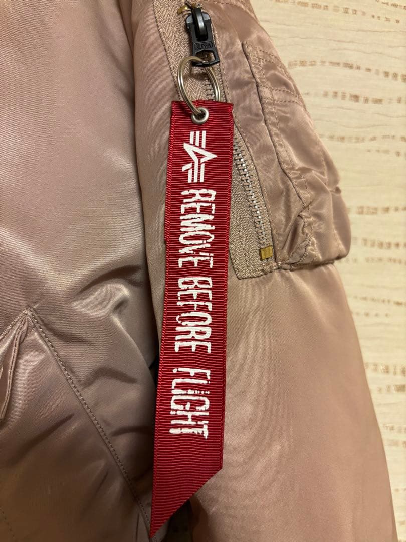 ベージュ MA-1 フライトジャケット