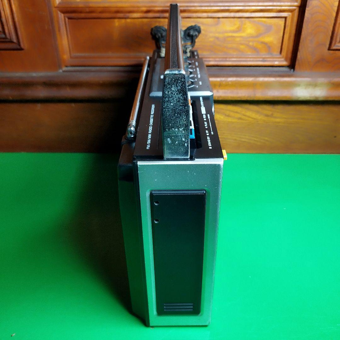 TOSHIBA　3BAND（AM・FM・SW 短波放送）ラジカセRT-580F