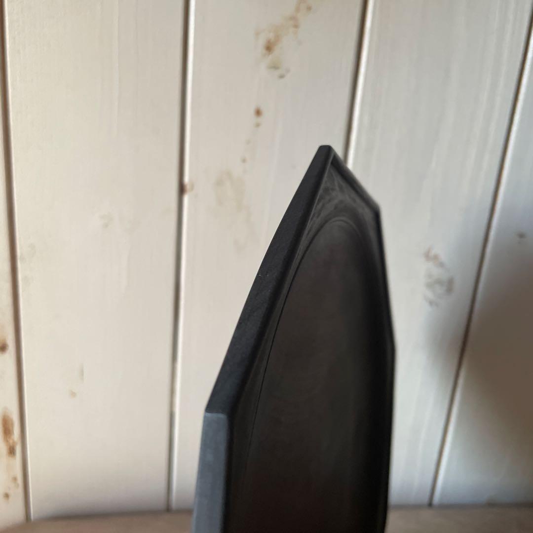 鈴木 潤吾さん：オクトゴナルプレート 8寸 山桜 鉄媒染 アンティーク風