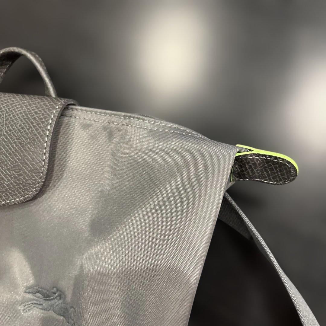 美品【LONGCHAMP 】ロンシャン 折り畳みリュック　グレー