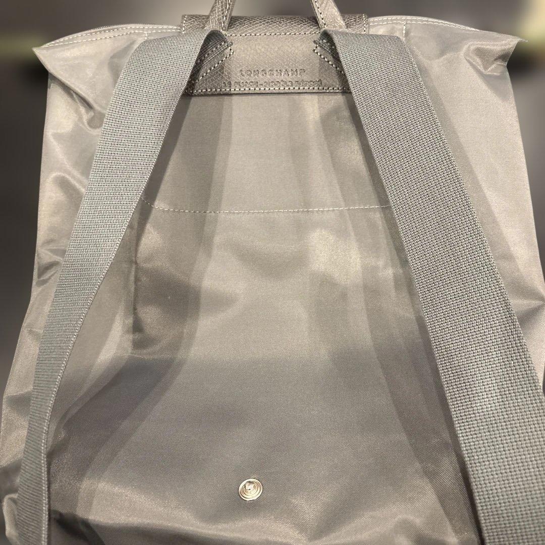 美品【LONGCHAMP 】ロンシャン 折り畳みリュック　グレー
